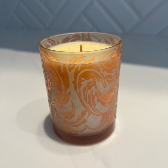 D.L. & Co. Palmerosa Candle with Decorative Glass - Picture 3 of 5